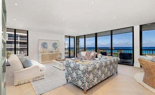 Condo in Palm Beach, Florida, United States 1