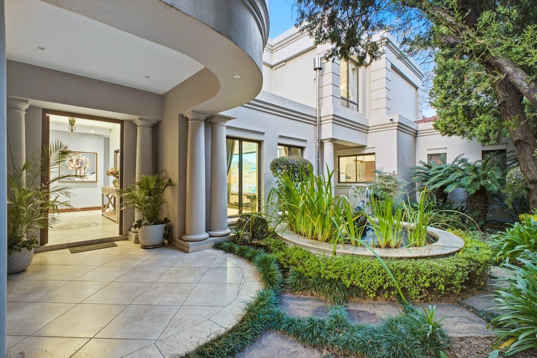 House in Bryanston, Gauteng, South Africa 4 - 18582669