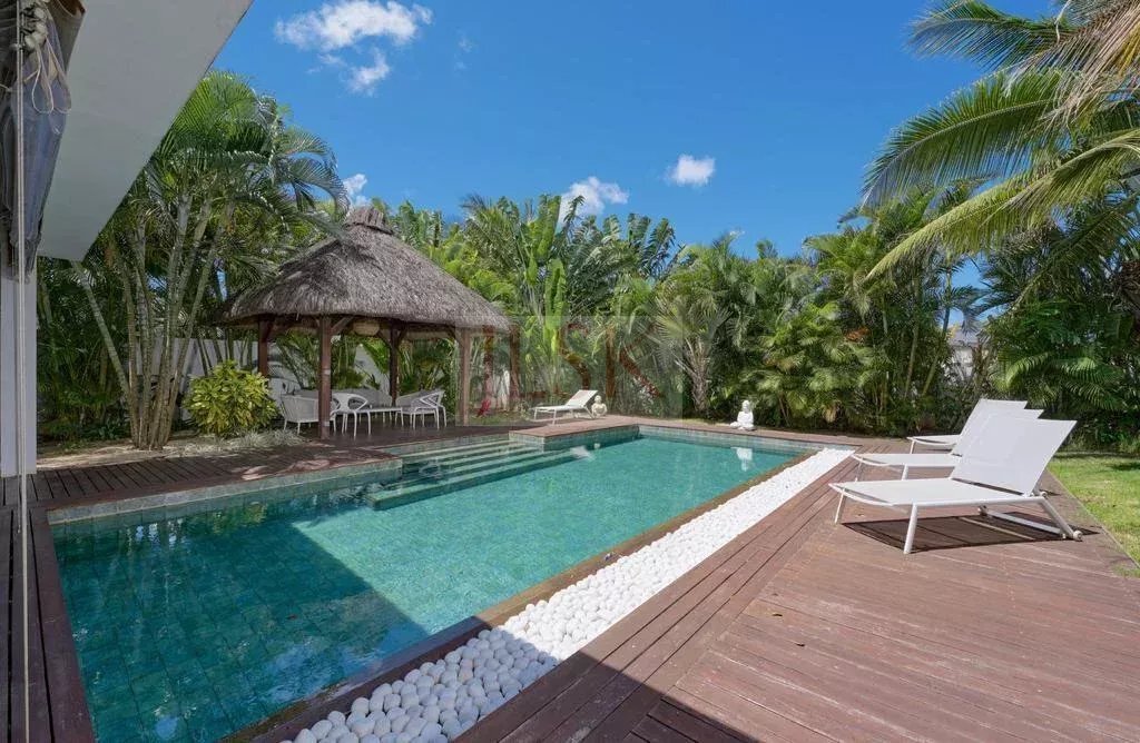 Villa in Grand Baie, Rivière du Rempart District, Mauritius 1 - 13862642