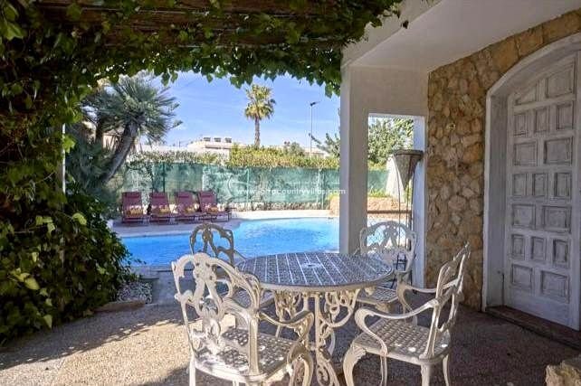 Villa in Sant Jordi de ses Salines, Sant Josep de sa Talaia, Balearic Islands 1 - 10996750
