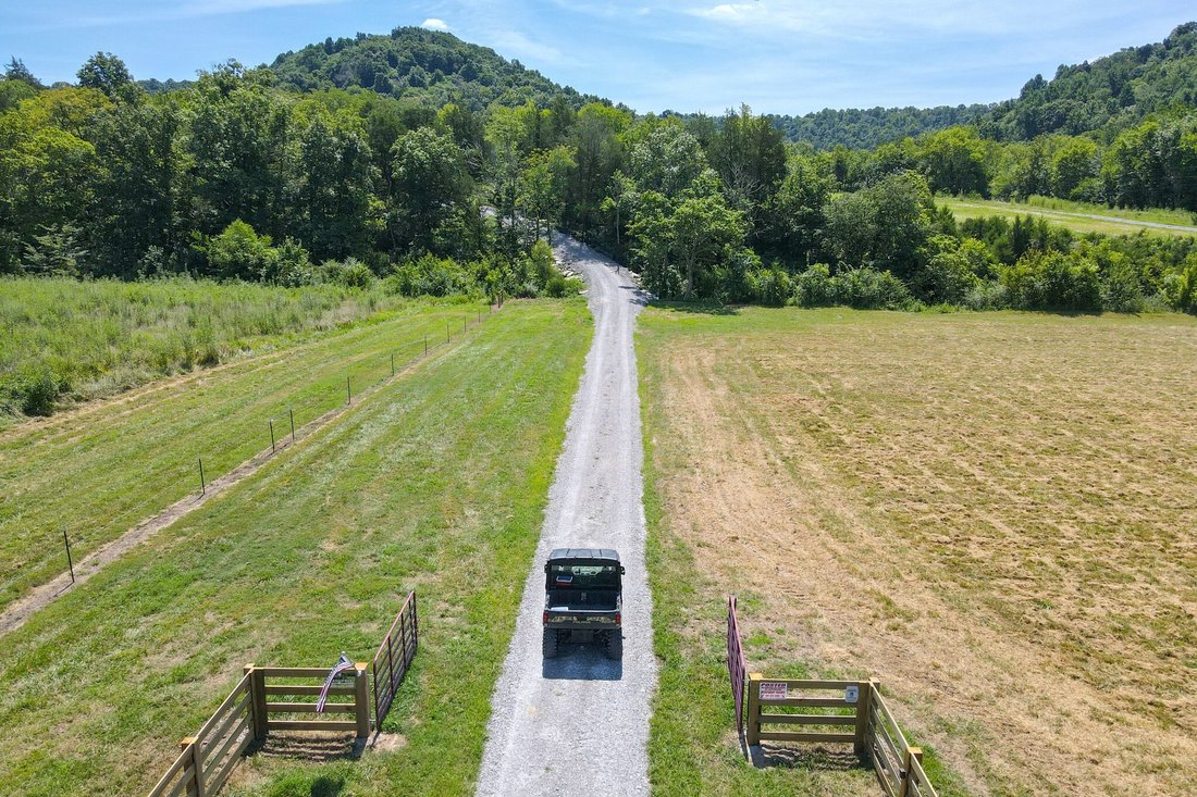 Farm Ranch in Lewisburg, Tennessee, United States 3 - 18581550