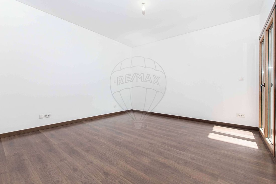 Apartment in Alverca do Ribatejo, Lisbon, Portugal 2 - 18581663