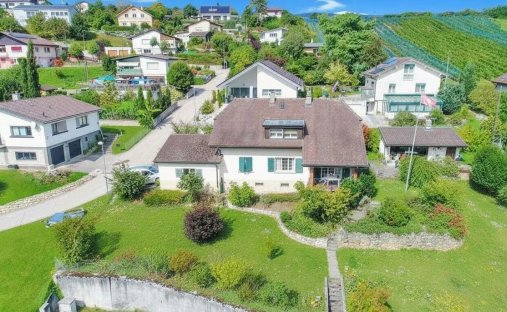 House in Valeyres-sous-Montagny, Vaud, Switzerland 1