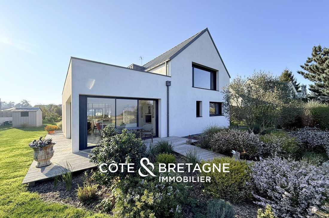 House in Centre Ville, Paimpol, France 2 - 18585226