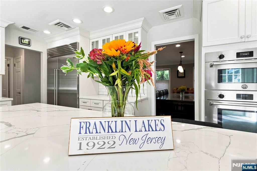 House in Franklin Lakes, New Jersey, United States 2 - 18584726