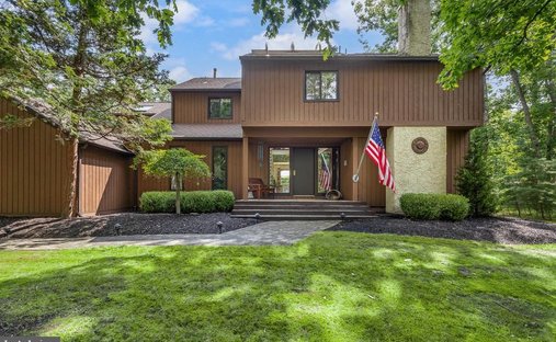 House in Medford Lakes, New Jersey, United States 1