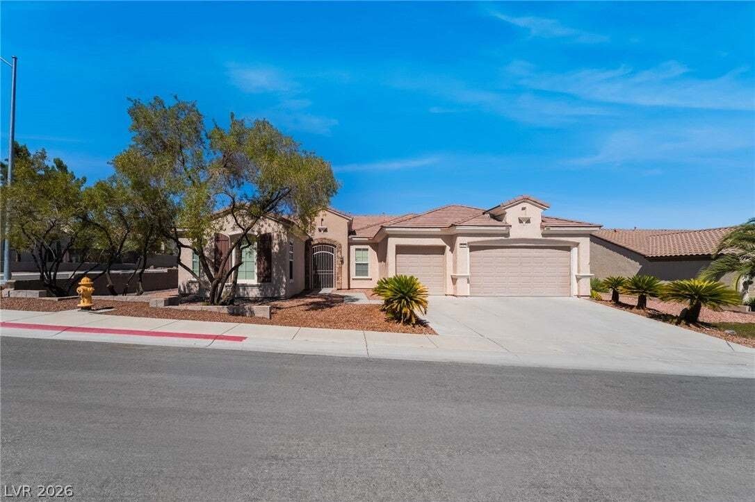 House in Henderson, Nevada, United States 3 - 18583816
