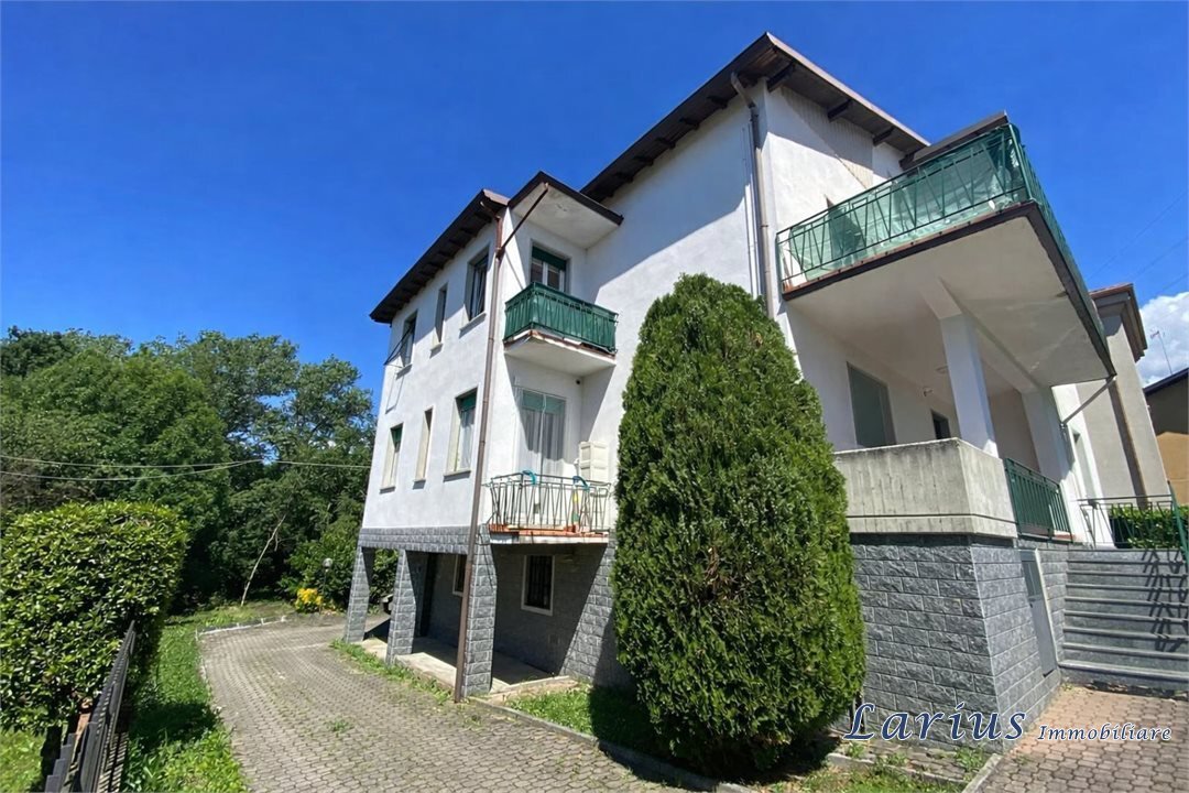 Villa in Cassago Brianza, Lombardy, Italy 2 - 18583260