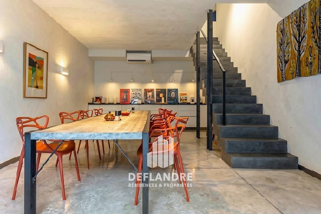 Estate in Avignon, Provence-Alpes-Côte d'Azur, France 5 - 18584103