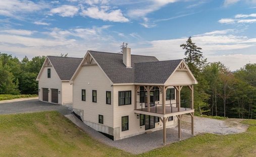 House in Sunapee, New Hampshire, United States 1
