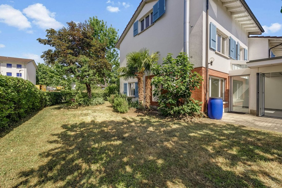 House in Reinach, Basel-Landschaft, Switzerland 5 - 18583274