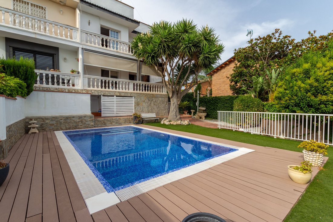 House in Castelldefels, Catalonia, Spain 1 - 18374796
