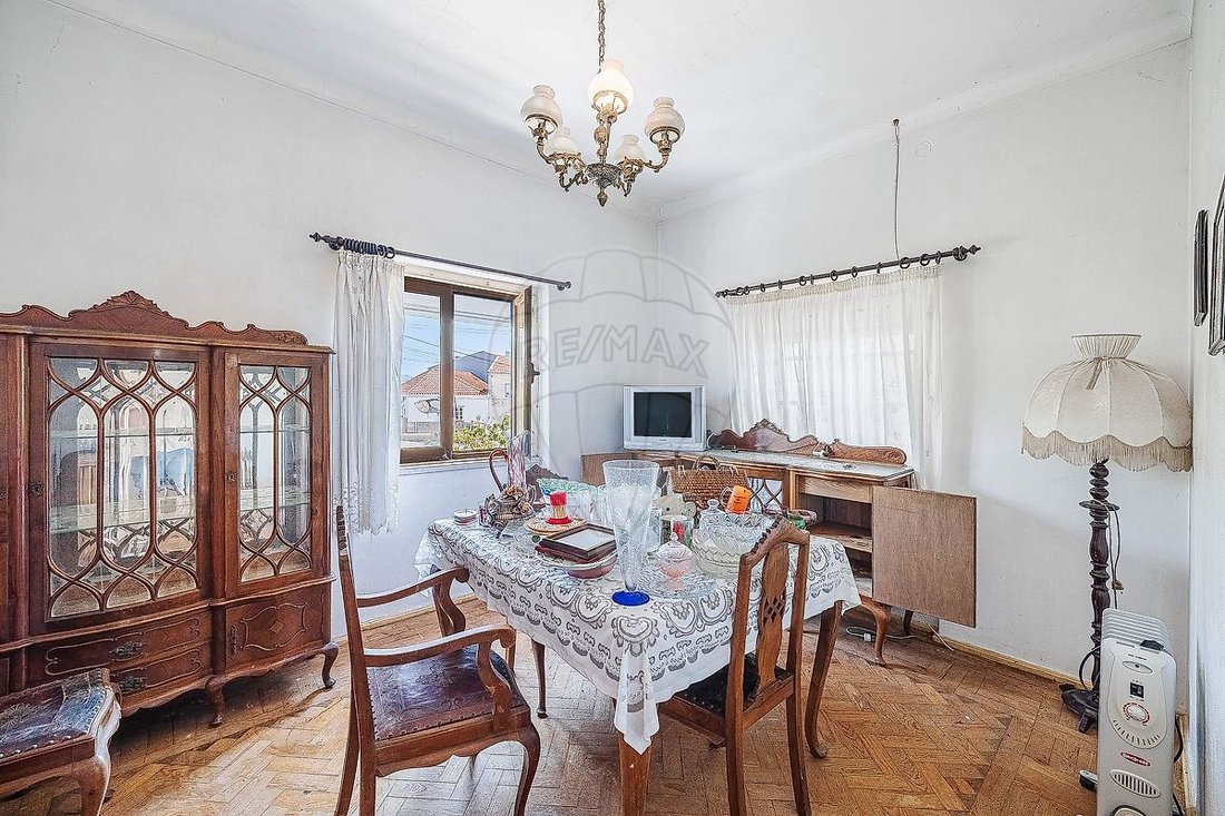House in Santo Isidoro, Lisbon, Portugal 2 - 18540681