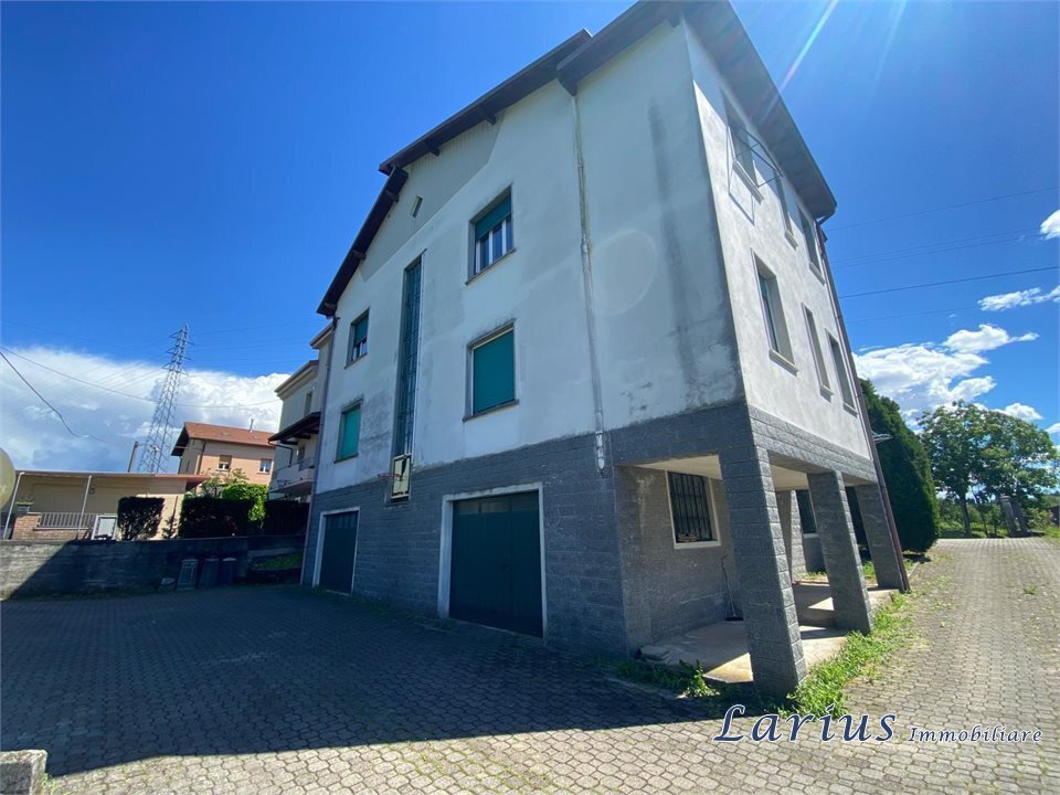 Villa in Cassago Brianza, Lombardy, Italy 4 - 18583260