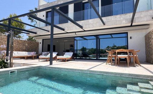 Townhouse in Santa Ponsa, Balearic Islands, Spain 1