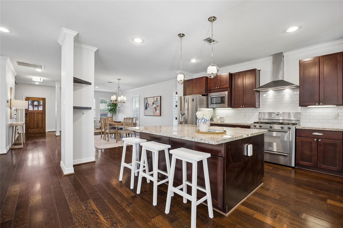 House in Houston, Texas, United States 5 - 18585038