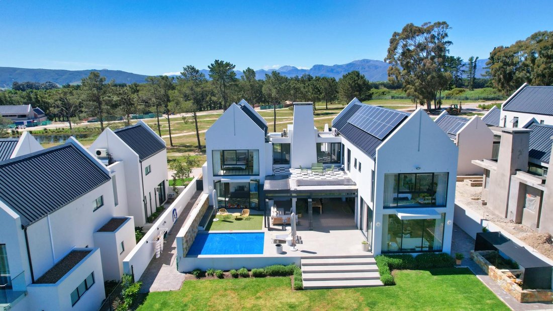 House in Stellenbosch, Western Cape, South Africa 1 - 18585335