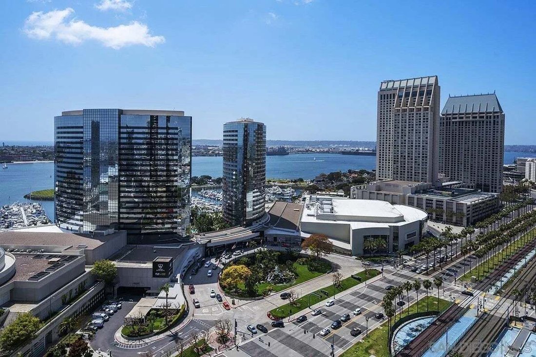 Condo in San Diego, California, United States 2 - 18584607
