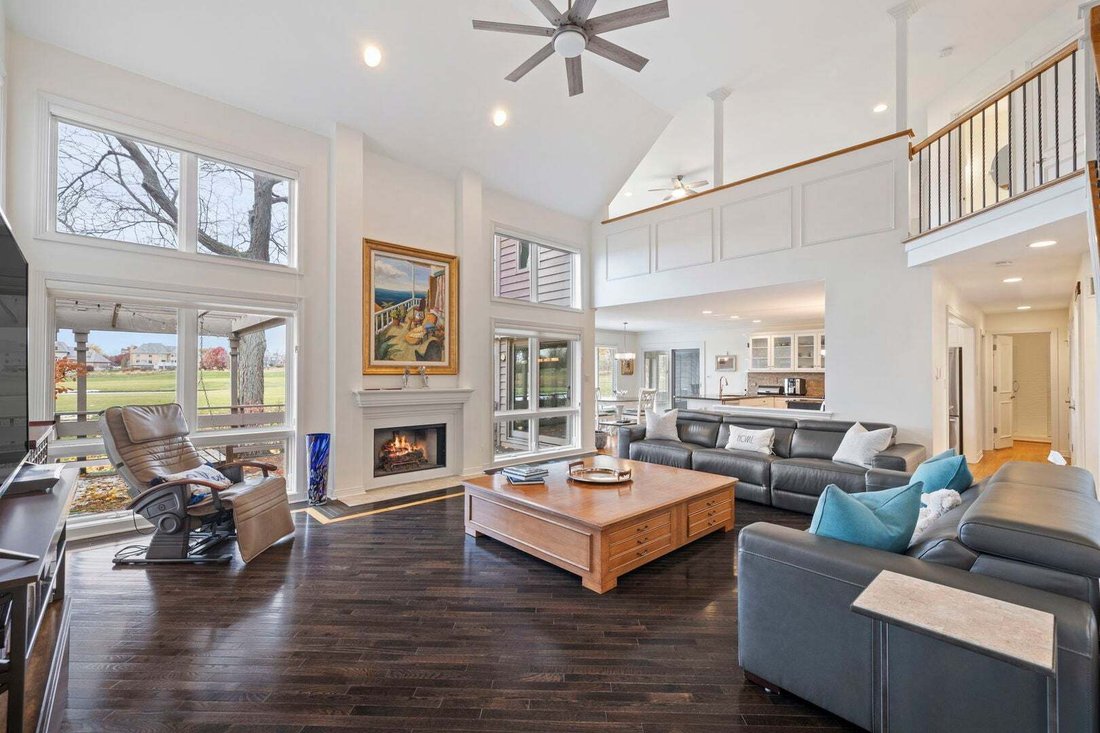 House in Aurora, Illinois, United States 4 - 18584570