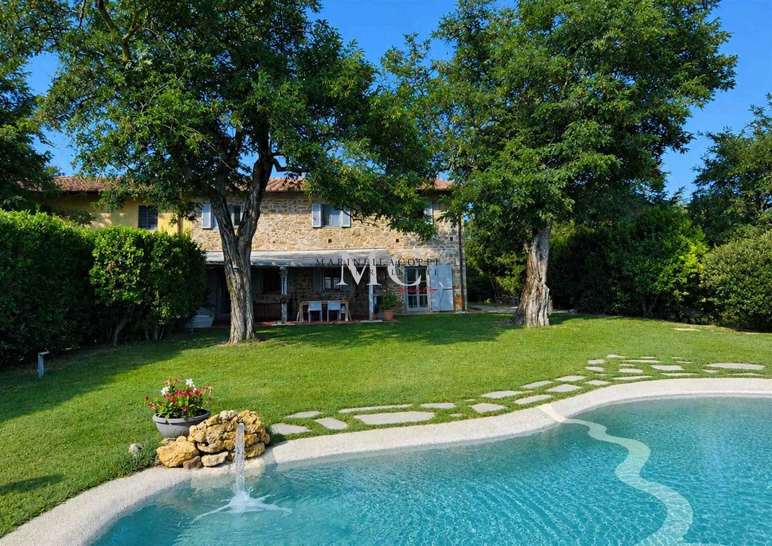 Limite, Tuscany, Italy 1 - 18409377