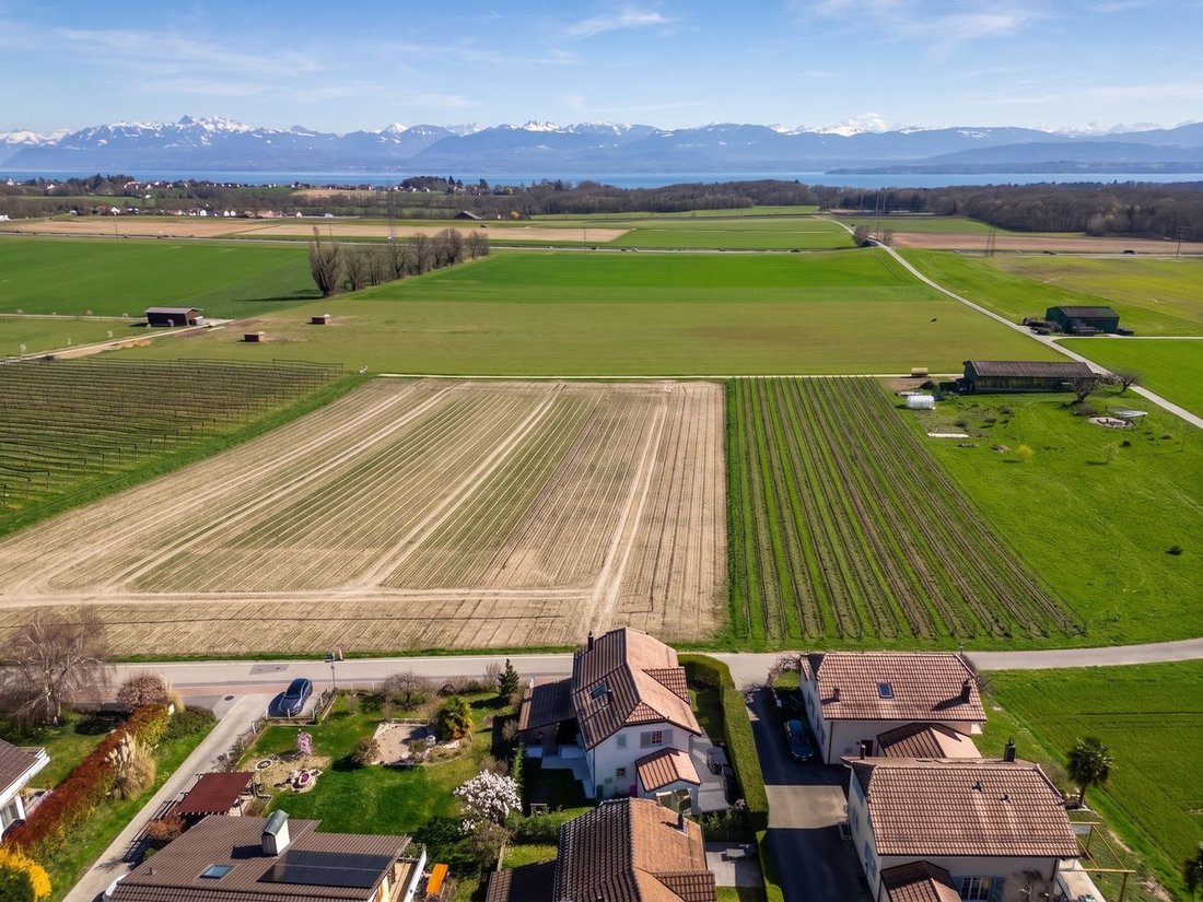 House in Luins, Vaud, Switzerland 2 - 18583492