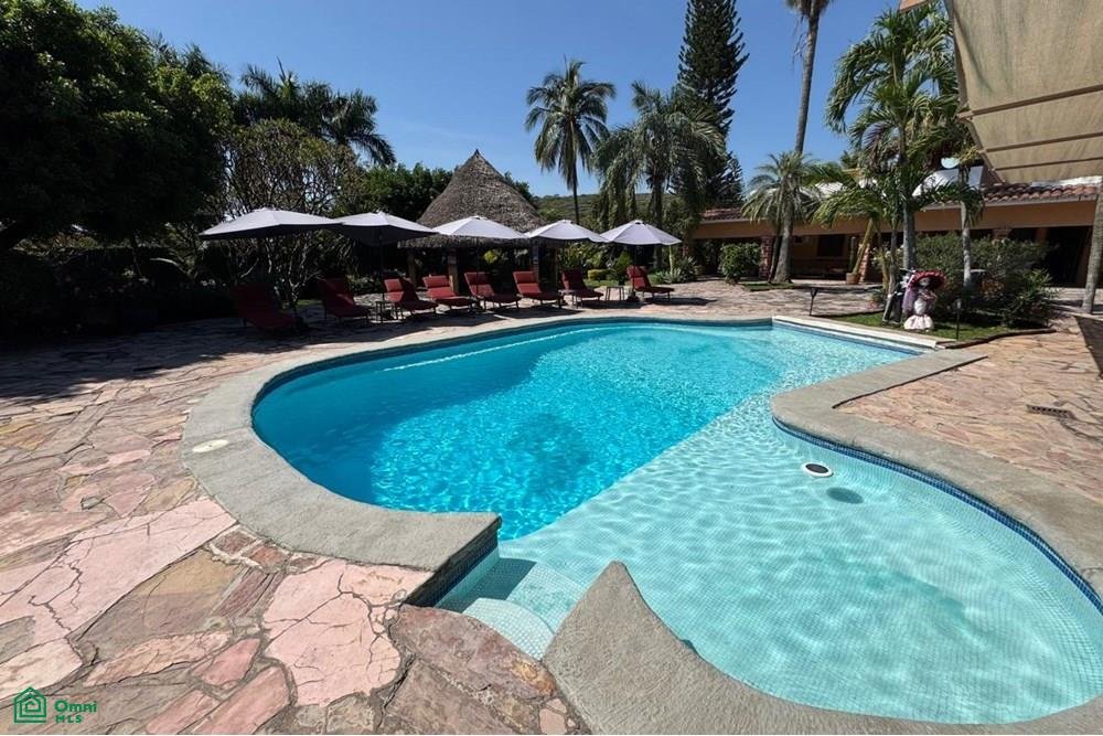 House in Cuernavaca, Morelos, Mexico 2 - 18030357