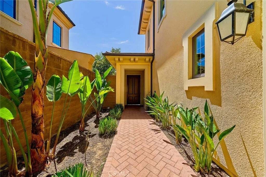Condo in Irvine, California, United States 5 - 18584669