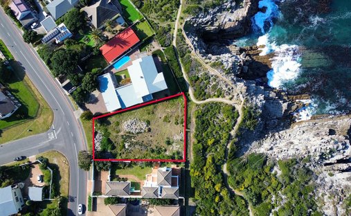 Land in Hermanus, Western Cape, South Africa 1