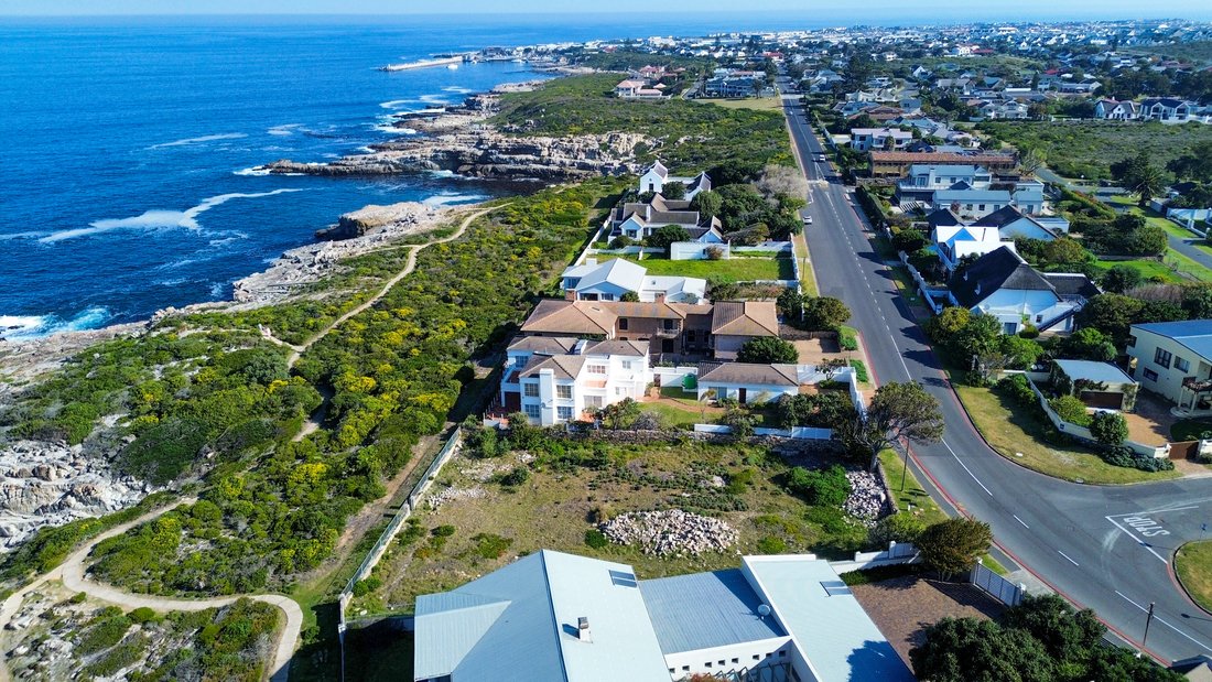 Land in Hermanus, Western Cape, South Africa 4 - 18585336
