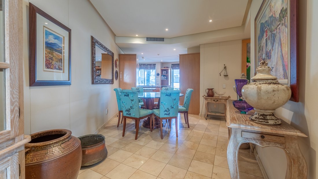 Apartment in Cape Town, Western Cape, South Africa 5 - 18585345