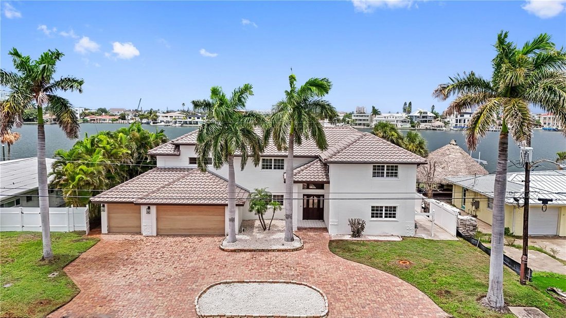 House in St. Pete Beach, Florida, United States 2 - 18583942