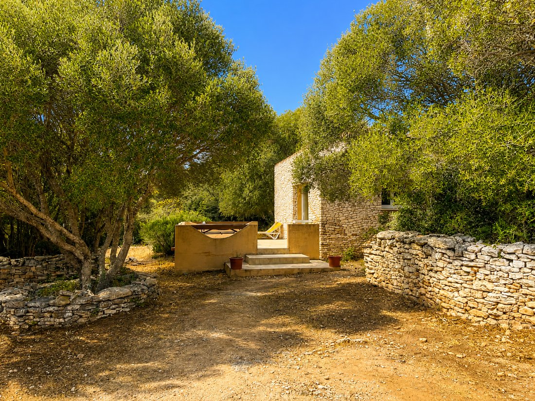 Estate in Bonifacio / Bunifaziu, Corsica, France 3 - 18584146