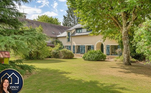 House in Villiers-le-Morhier, Centre-Val de Loire, France 1