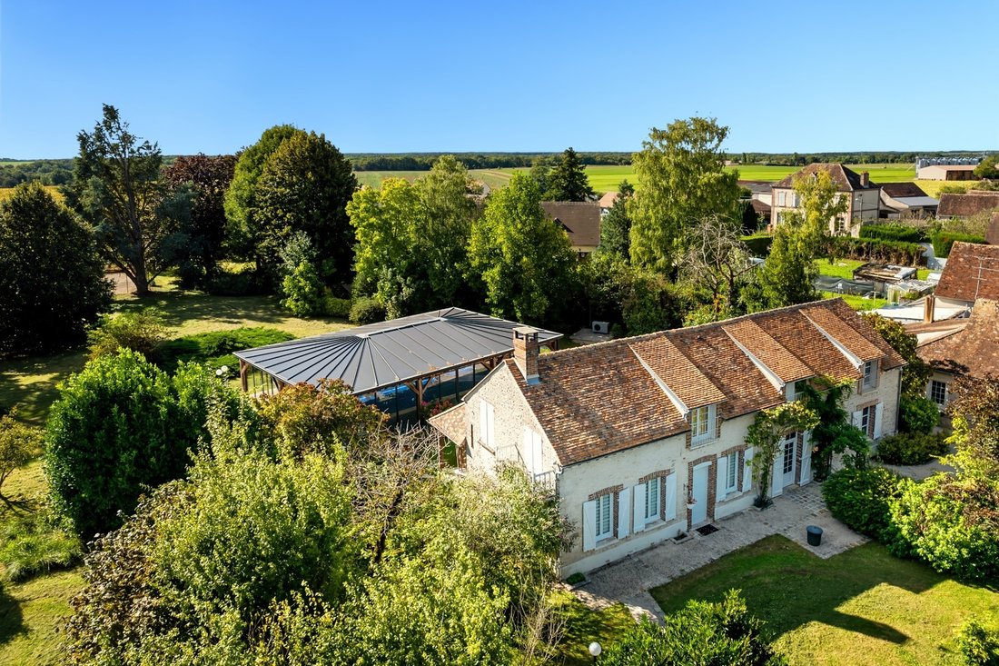 House in Lorrez-le-Bocage-Préaux, Ile-de-France, France 3 - 18582408