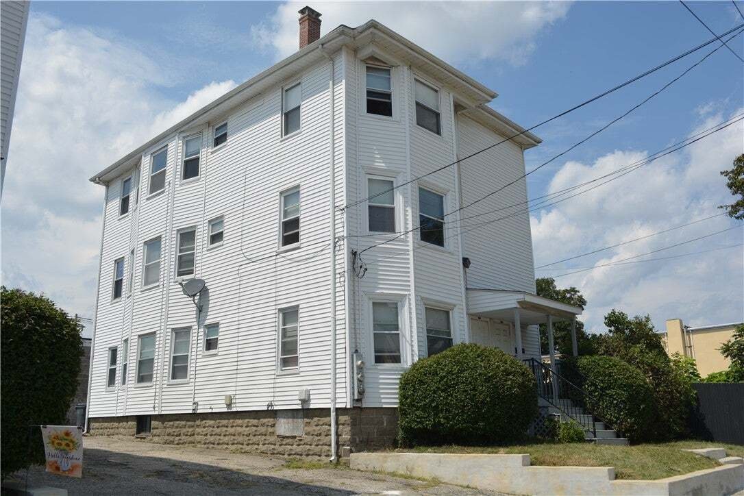 North Providence, Rhode Island, United States 2 - 18581083