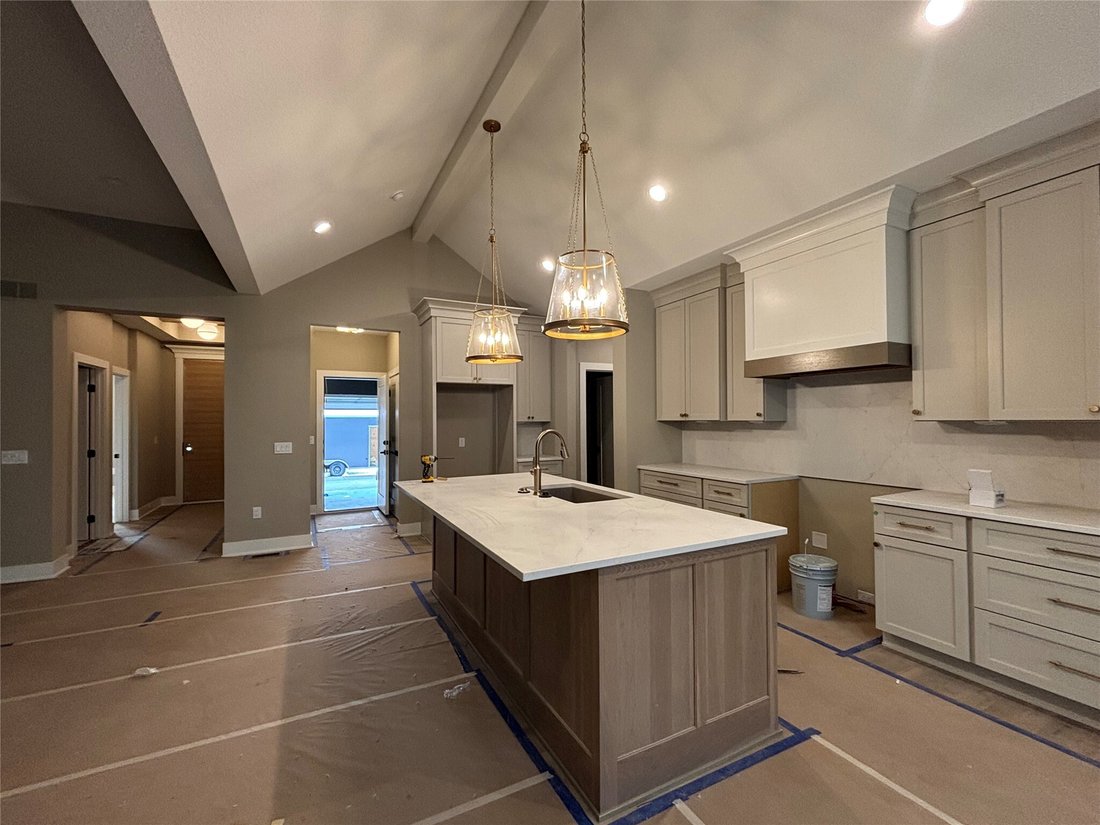 Condo in Waukee, Iowa, United States 3 - 17859503