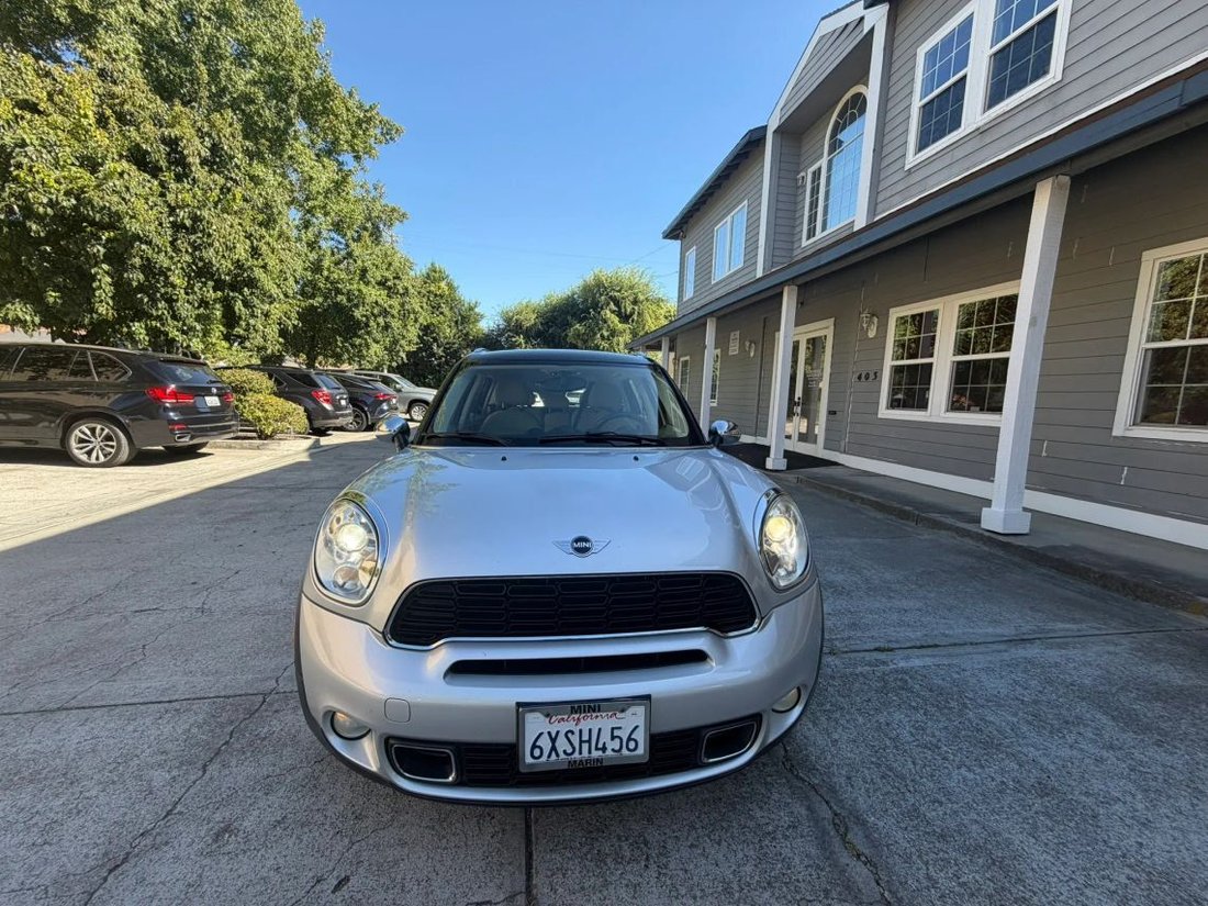 Coupe in Tracy, CA, United States 1 - 18585756