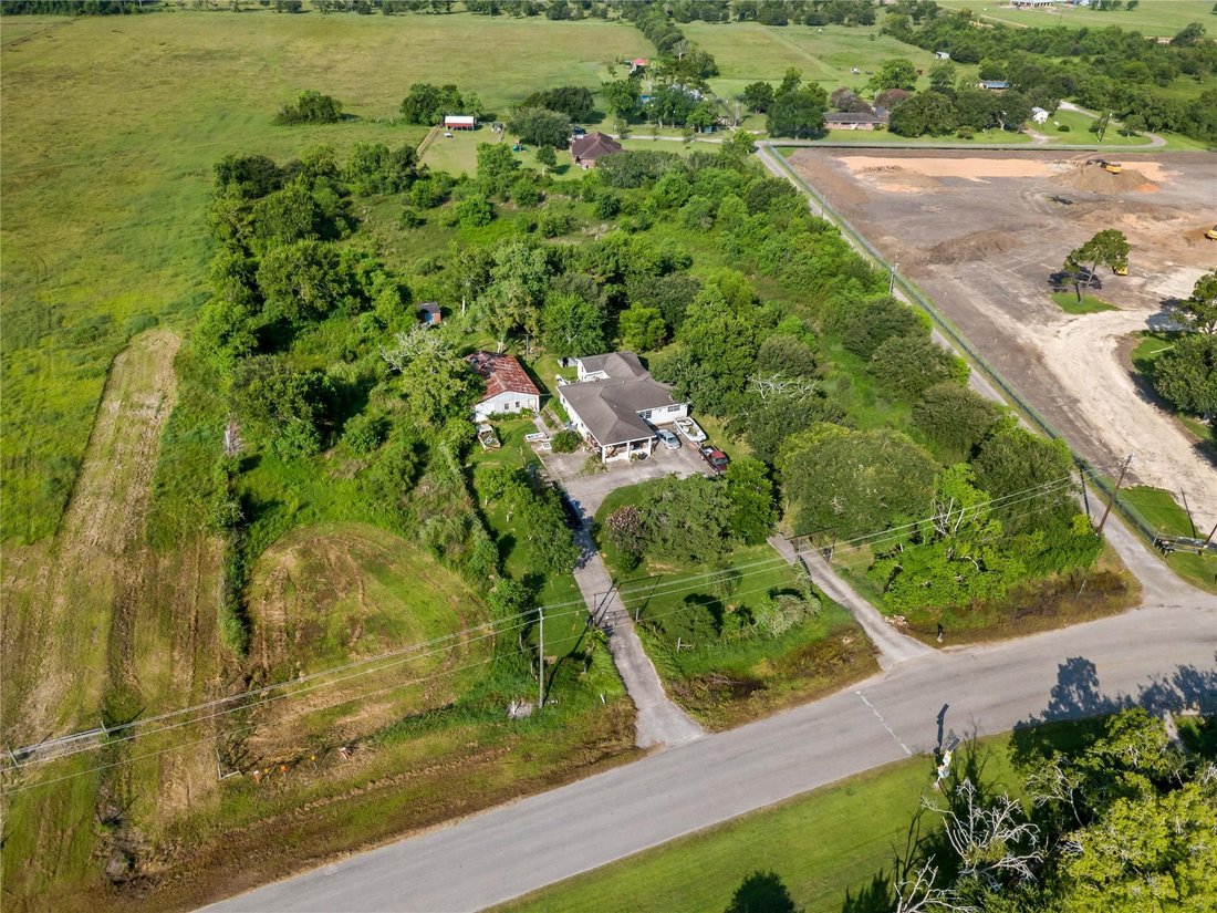 House in Alvin, Texas, United States 2 - 18585050