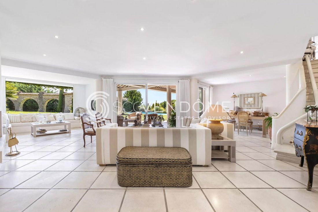 Villa in Cannes, Provence-Alpes-Côte d'Azur, France 5 - 18582232