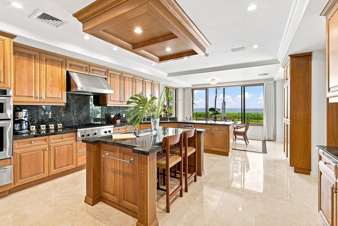 House in Honolulu, Hawaii, United States 5 - 18586074