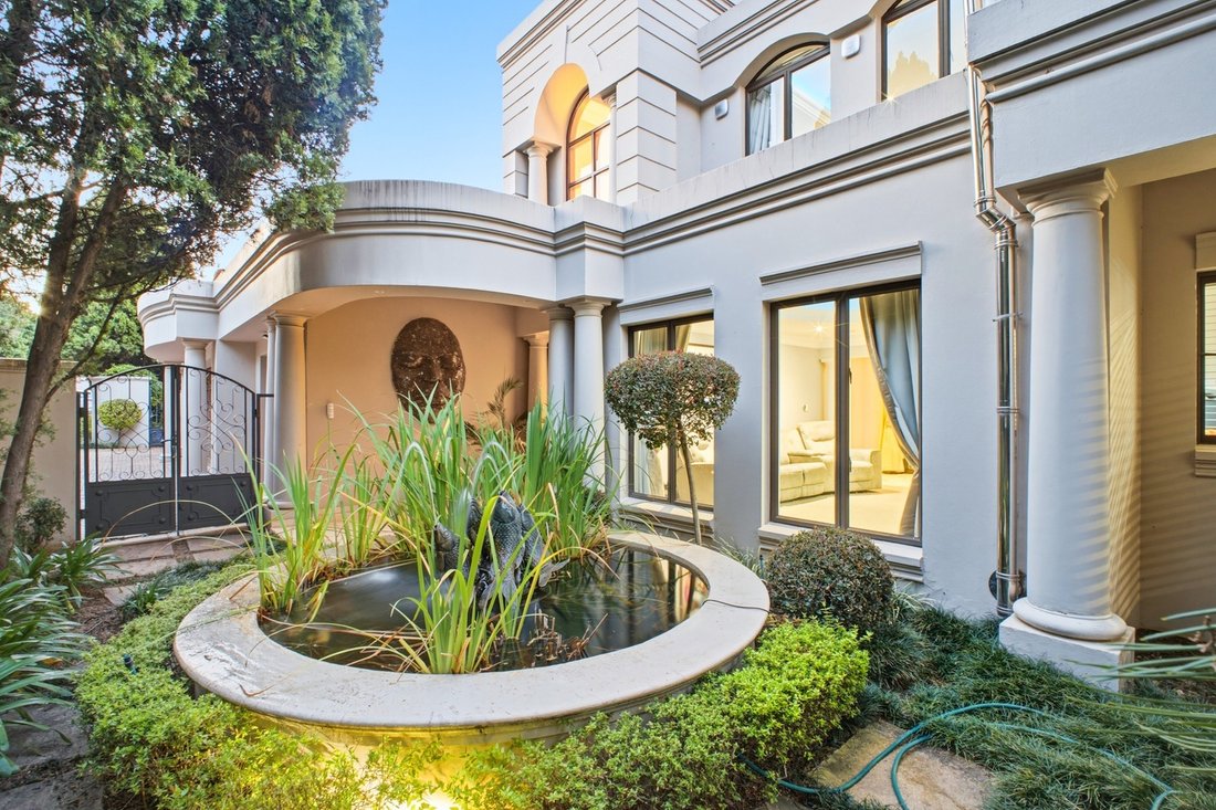 House in Bryanston, Gauteng, South Africa 3 - 18582669