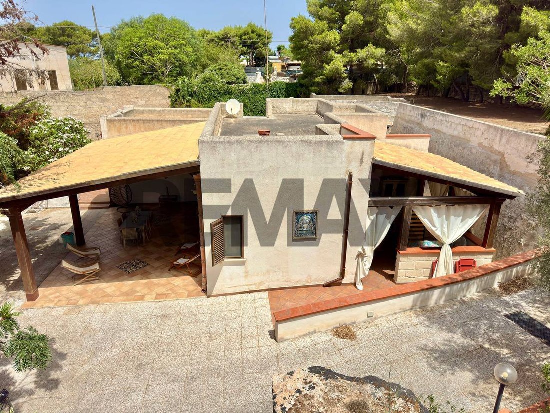 Villa in Favignana Island, Sicily, Italy 1 - 18585976