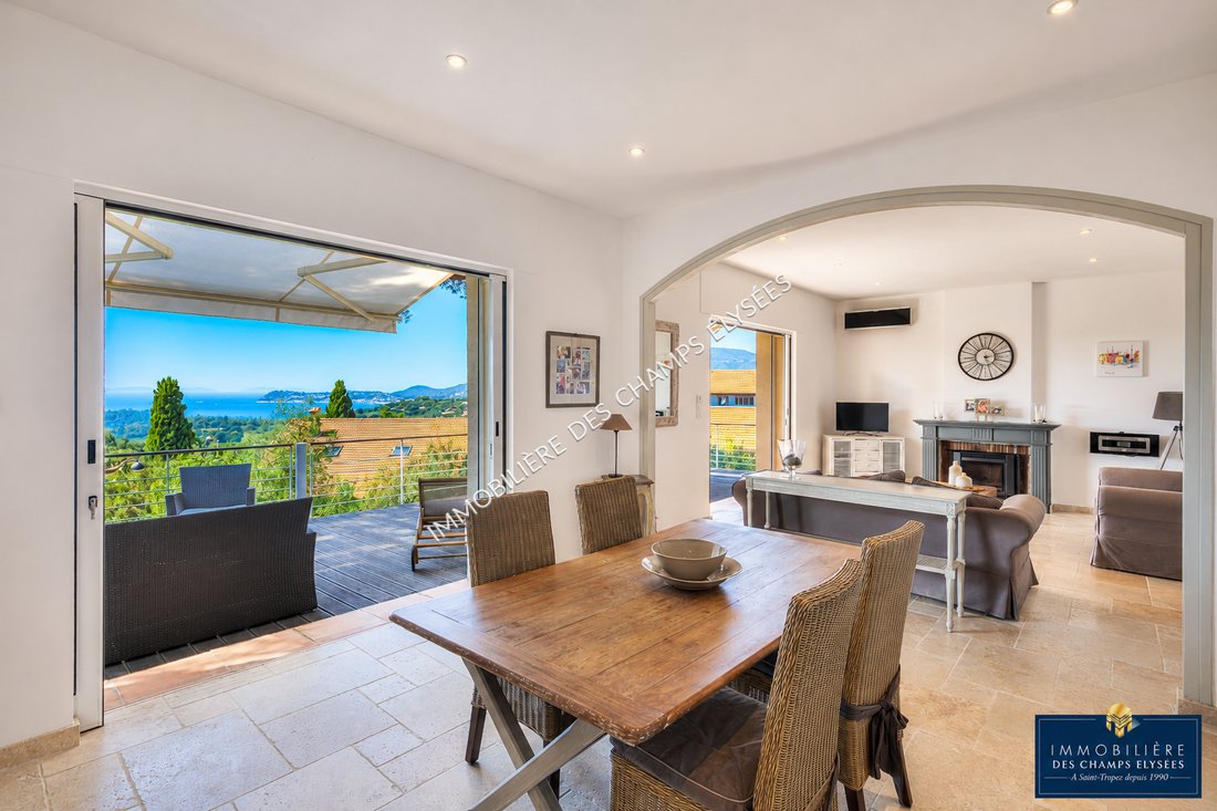 Villa in La Croix-Valmer, Provence-Alpes-Côte d'Azur, France 2 - 18581770