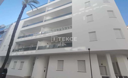 Penthouse in Torrevieja, Land Valencia, Spanien 1