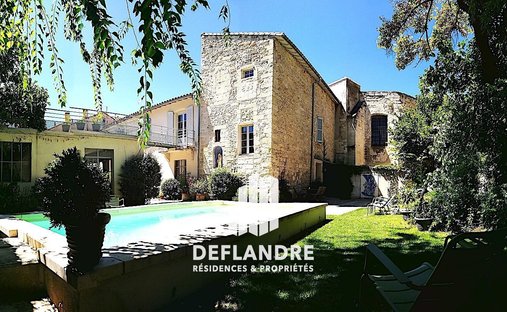 Finca en Aviñón, Provenza-Alpes-Costa Azul, Francia 1