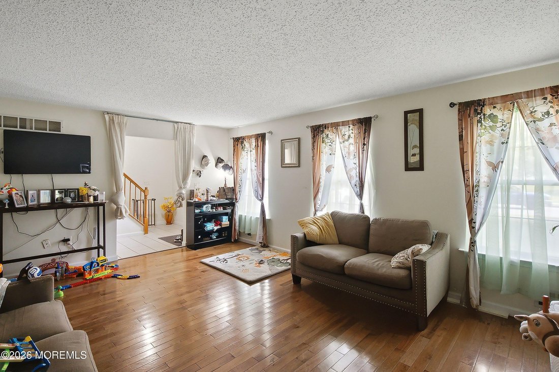 House in Toms River, New Jersey, United States 3 - 18583743