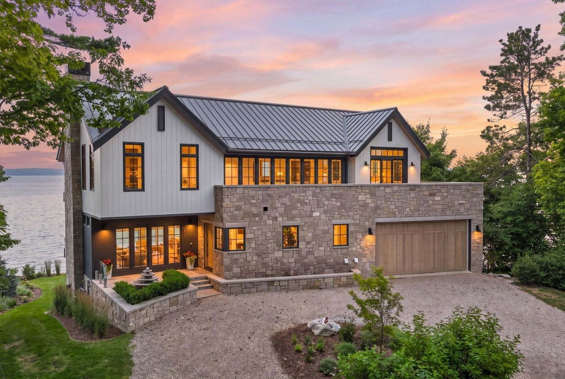 House in Traverse City, Michigan, United States 1 - 18581369