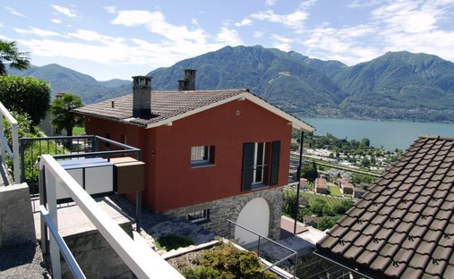 Haus in Tenero-Contra, Tessin, Schweiz 1