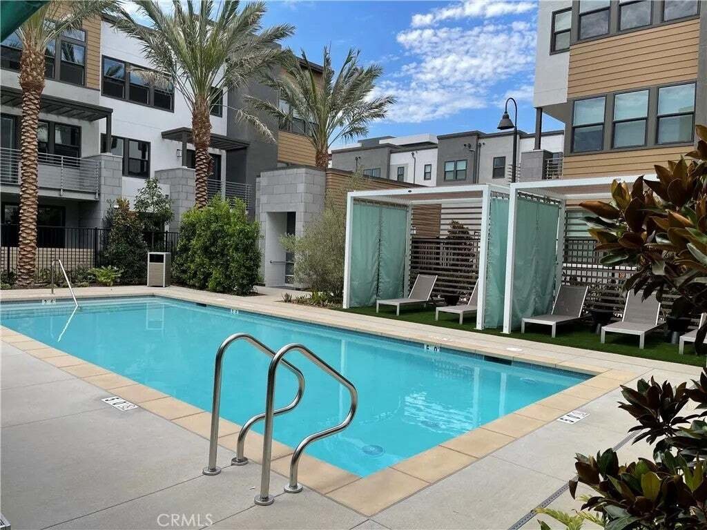 Condo in Orange, California, United States 2 - 17832026