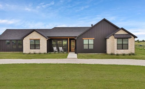 House in Decatur, Texas, United States 1